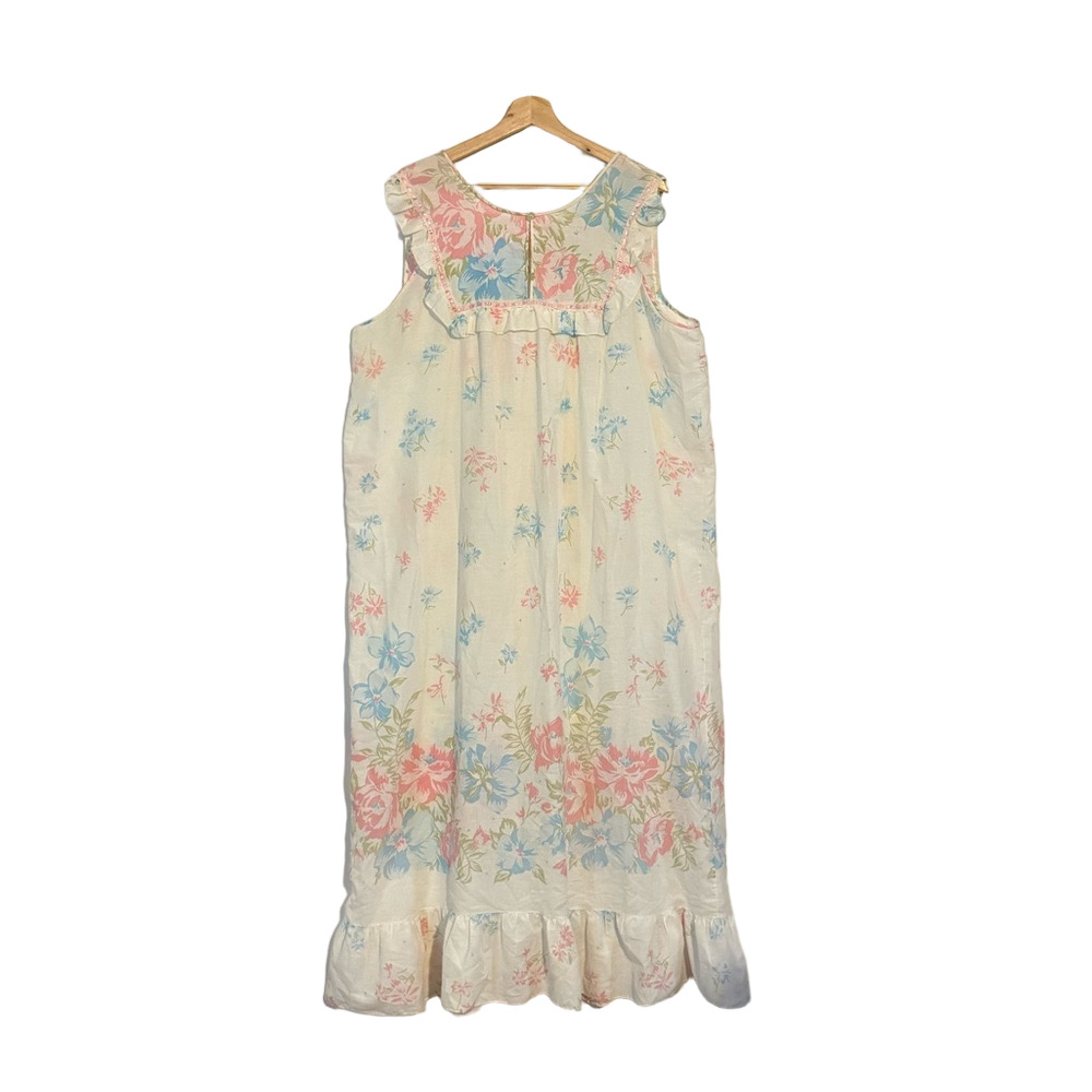 Vintage White Floral Sleeveless Duster sleeper with Ruffle Hem